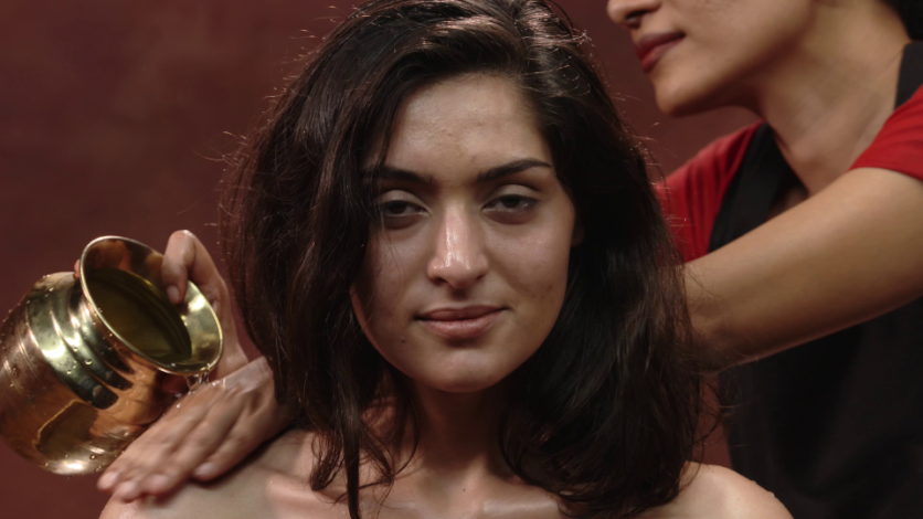 Snana or Medicated bath in Ayurveda treatment