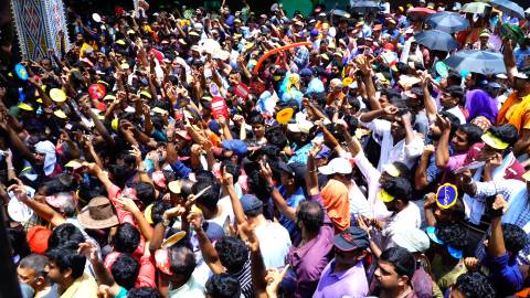 Devotees cheering for Chendamelam performance