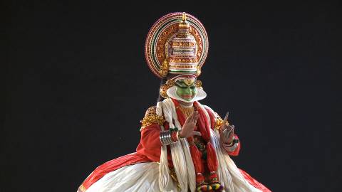 Pacha Vesham - Kathakali Performance, Kerala