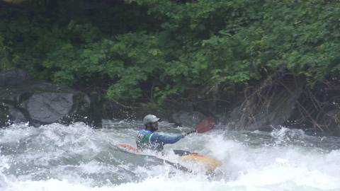 Slow motion video of Kayaking